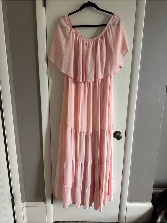 VENUS Dresses & Skirts - VENUS Blush Pink Off-Shoulder Maxi Dress
